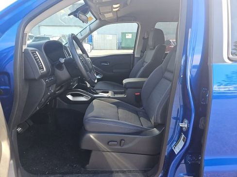 Certified 2024 Nissan Frontier SV w/ SV Convenience Package image 7