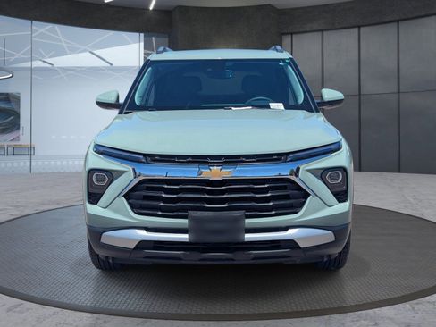 Certified 2026 Chevrolet TrailBlazer LT w/ Convenience Package AWD/4WD image 9