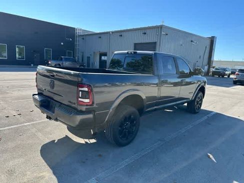 Used 2022 RAM 2500 Laramie AWD/4WD image 10