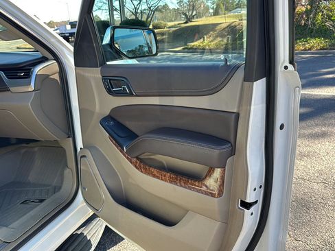 Used 2017 Chevrolet Tahoe Premier image 12