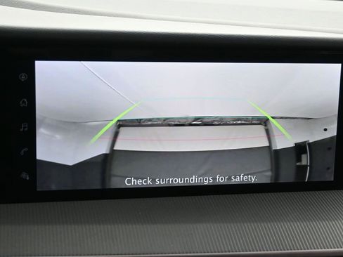 Used 2025 Nissan Murano SV image 19