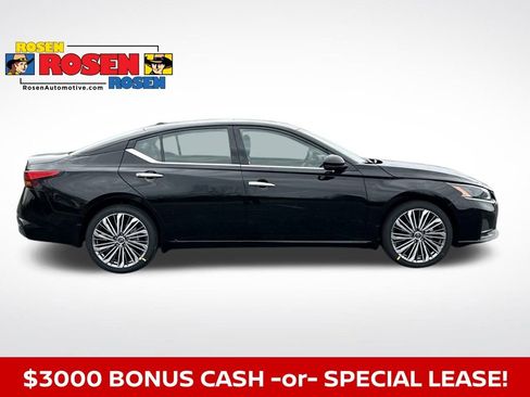 New 2025 Nissan Altima 2.5 SL image 6