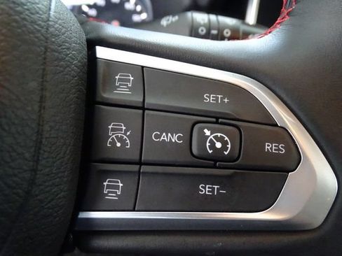 Certified 2022 Jeep Compass Trailhawk w/ Trailhawk Convenience Group AWD/4WD image 8