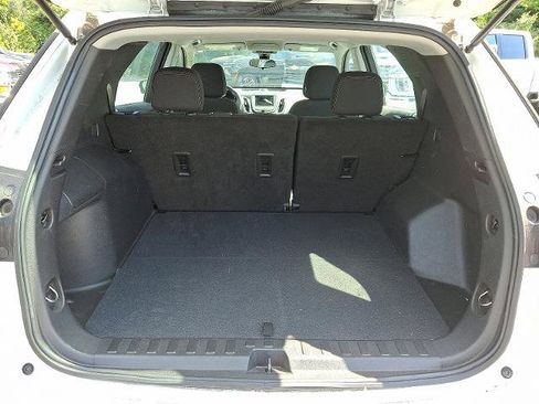 Certified 2022 Chevrolet Equinox LS image 29