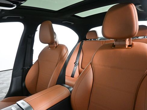 Certified 2025 Mercedes-Benz C 300 Sedan image 5