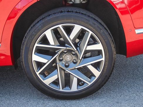 Used 2023 Hyundai Santa Fe Calligraphy image 8