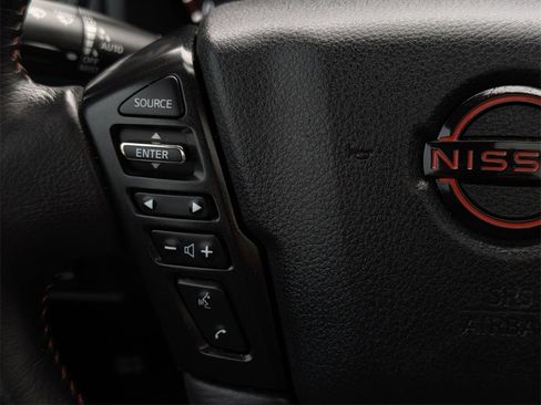 Used 2024 Nissan Titan PRO-4X w/ Pro-4x Convenience Package image 17