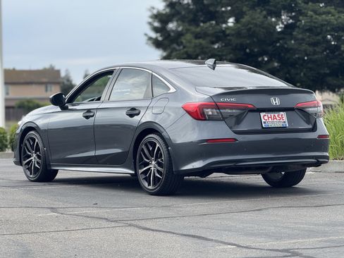 Used 2024 Honda Civic LX image 5