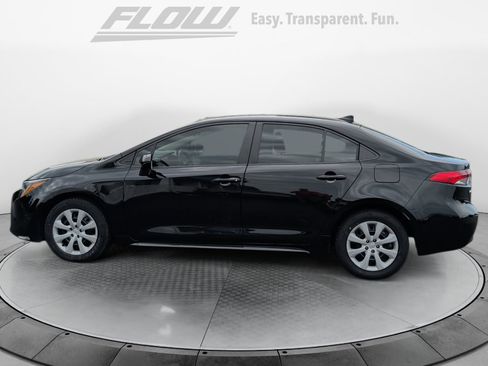 Used 2024 Toyota Corolla LE FWD image 5