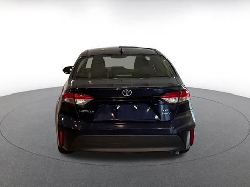 Used 2025 Toyota Corolla LE image 12