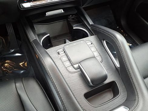 Used 2022 Mercedes-Benz GLE 350 image 7
