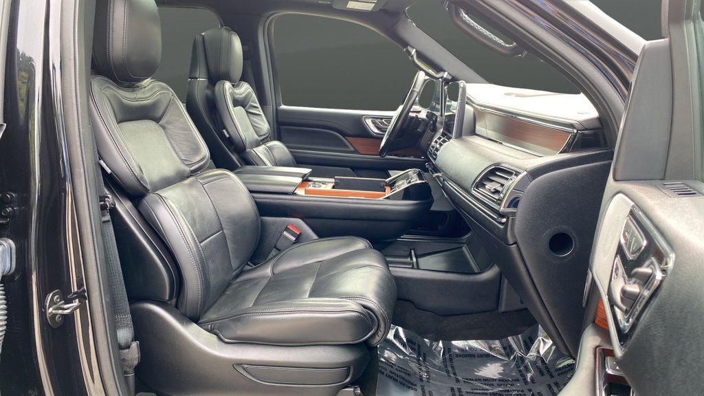 Used 2019 Lincoln Navigator L Reserve w/ Cargo Package AWD/4WD image 24
