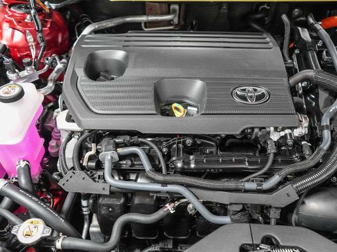 New 2025 Toyota Crown Signia image 25