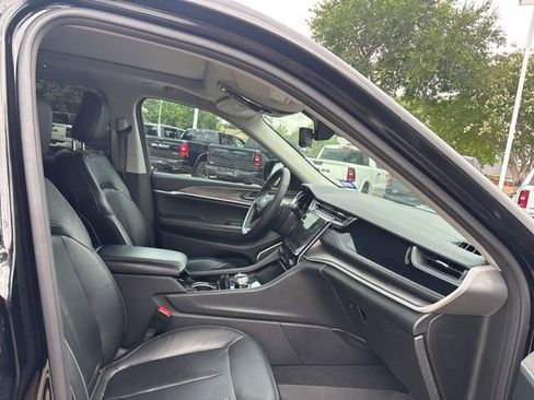 Used 2022 Jeep Grand Cherokee Limited 4xe AWD/4WD image 11