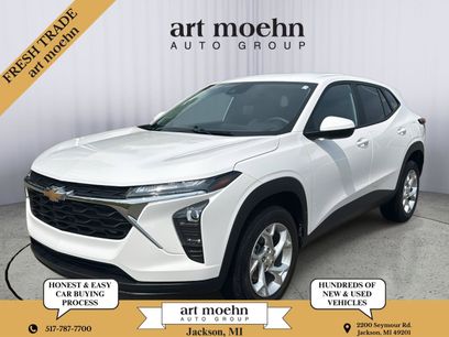 Used 2024 Chevrolet Trax LS w/ LS Convenience Package