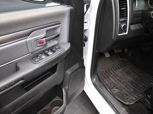 Used 2023 RAM 1500 Classic SLT w/ Electronics Group image 14