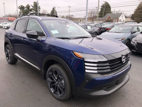 New 2026 Nissan Kicks SR w/ Cold Weather Package image 15