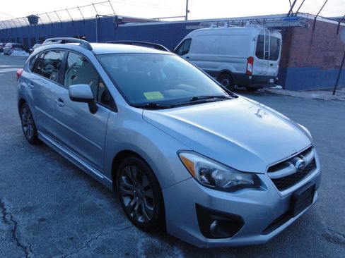 Used 2014 Subaru Impreza 2.0i Sport Premium image 2