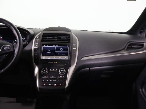 Used 2017 Lincoln MKC Premiere image 30