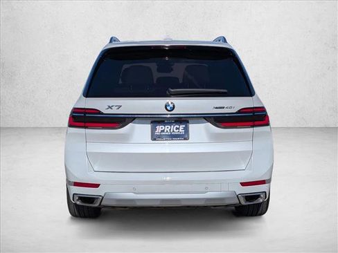 Used 2025 BMW X7 xDrive40i AWD/4WD image 7