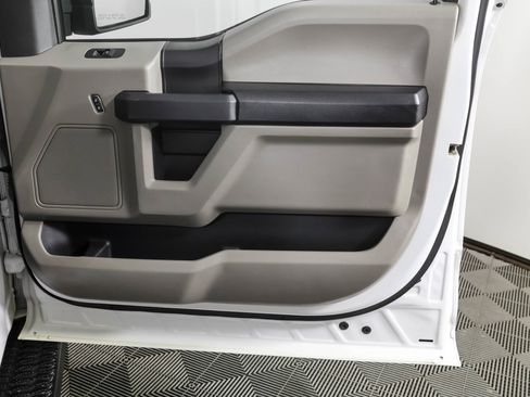 Used 2020 Ford F150 XL w/ Equipment Group 101A Mid RWD image 37
