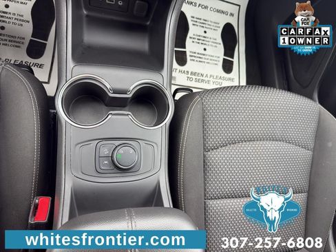 Used 2024 GMC Terrain SLE AWD/4WD image 22