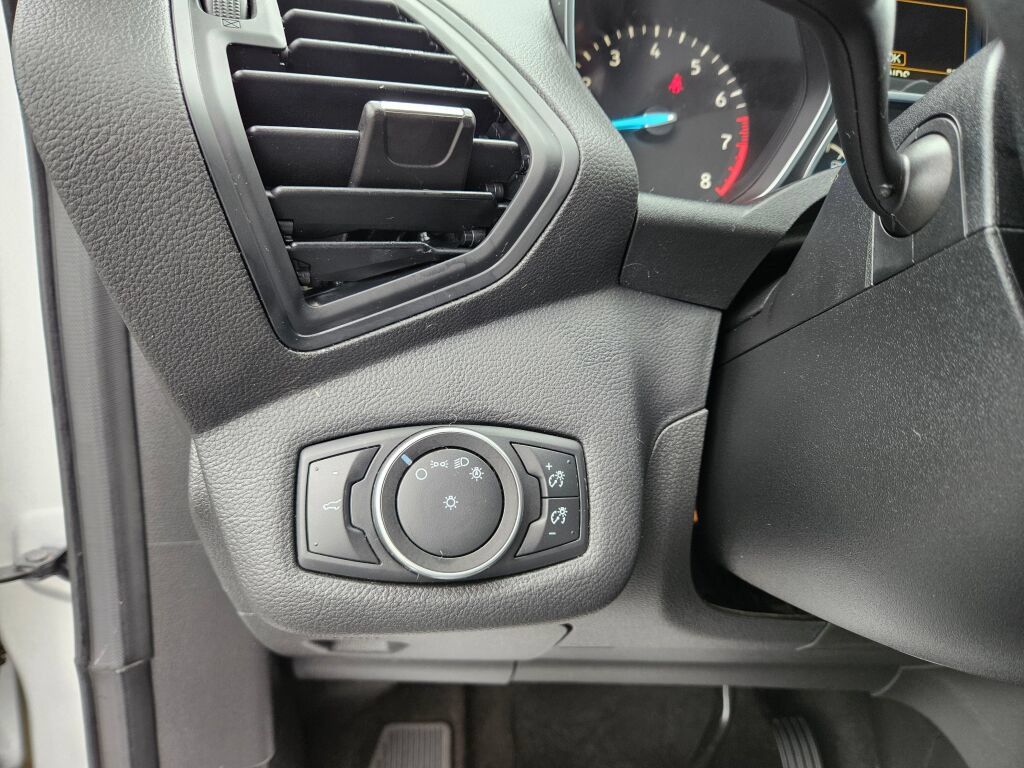 Used 2017 Ford Escape S FWD image 20