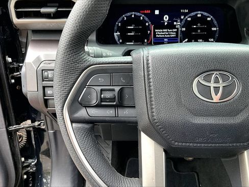 Used 2024 Toyota Tacoma TRD Off-Road AWD/4WD image 10