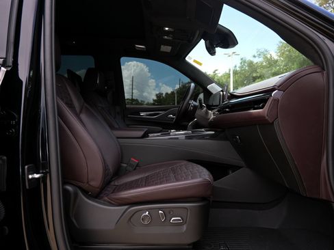 Certified 2024 Cadillac Escalade V w/ Heavy-Duty Trailer Package AWD/4WD image 27