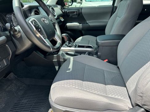 Used 2023 Toyota Tacoma SR5 image 11