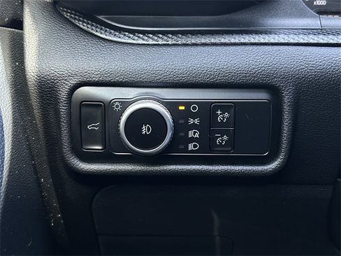 Used 2023 Ford Explorer ST-Line image 22