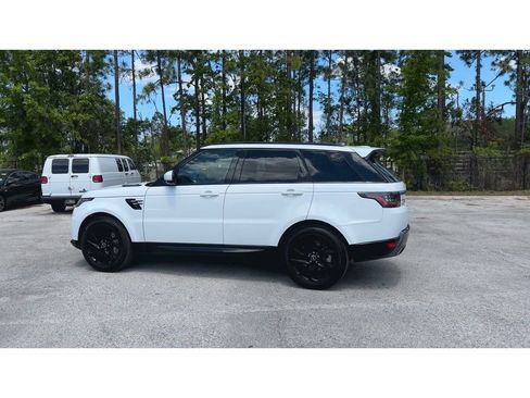 Used 2018 Land Rover Range Rover Sport HSE image 6