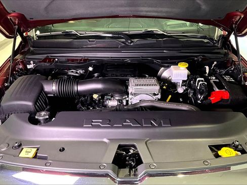 Used 2024 RAM 1500 Limited image 31