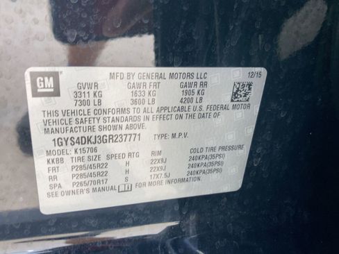 Used 2016 Cadillac Escalade Platinum image 21