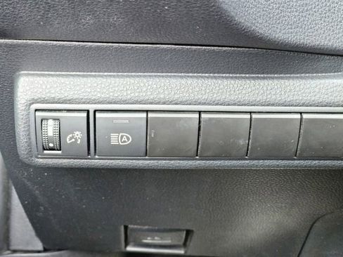 Used 2024 Toyota Corolla LE image 20