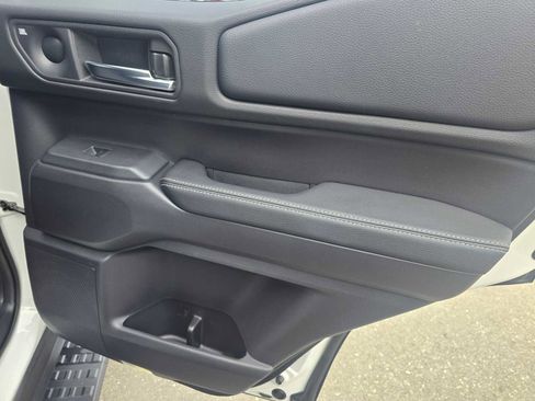 Used 2025 Toyota Land Cruiser image 13