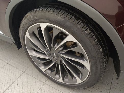 Used 2020 Lincoln Aviator Reserve w/ Equipment Group 201A image 31