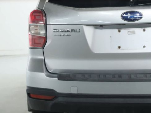 Used 2014 Subaru Forester 2.5i Premium AWD/4WD image 43