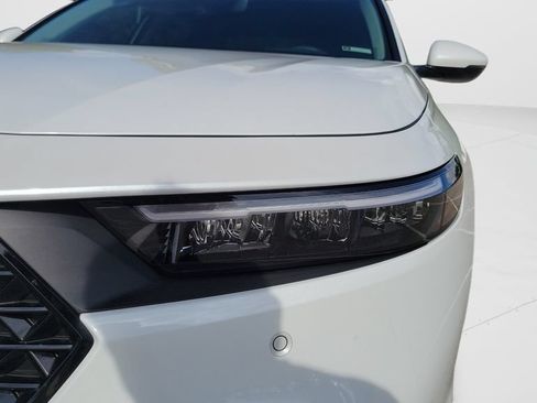 Used 2024 Honda Accord EX-L image 24