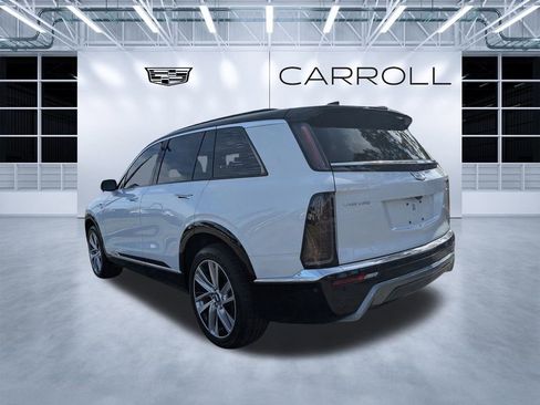 New 2026 Cadillac Vistiq Luxury w/ LPO, Floor Liner Package image 5