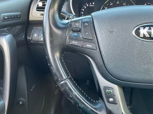 Used 2014 Kia Sorento SX w/ 3rd Row Package image 26