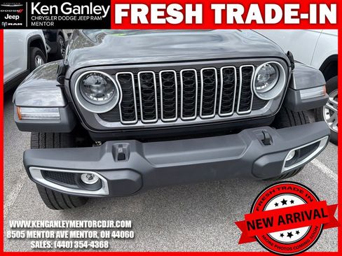 Certified 2025 Jeep Wrangler Unlimited Sahara w/ Safety Group AWD/4WD image 13