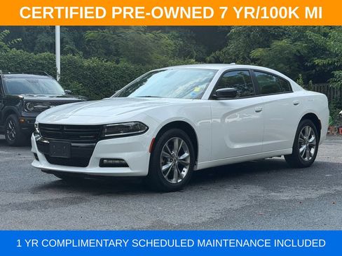 Used 2023 Dodge Charger SXT w/ Cold Weather Package AWD/4WD image 3