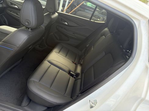 Used 2025 Buick Envista Sport Touring FWD image 25