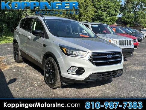 Used 2018 Ford Escape SE w/ SE Sport Appearance Package AWD/4WD image 1
