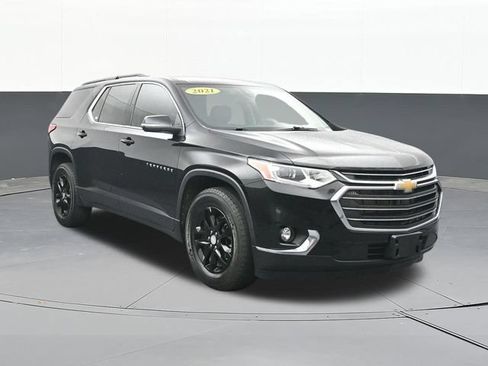 Used 2021 Chevrolet Traverse LT w/ LPO, Floor Liner Package FWD image 19