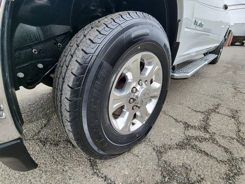 Certified 2024 RAM 3500 Big Horn image 18