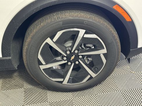 New 2026 Chevrolet Equinox EV LT image 12