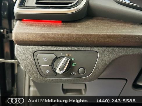 Certified 2025 Audi Q5 e Premium Plus w/ Premium Plus Package AWD/4WD image 17