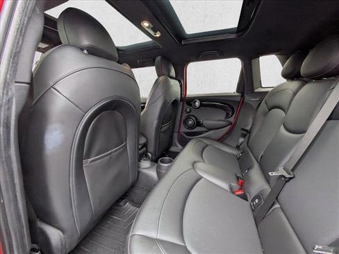 Used 2019 MINI Cooper S image 16